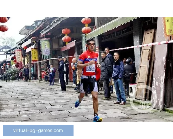 铁人三项挑战：游、跑、骑，全面绽放力量